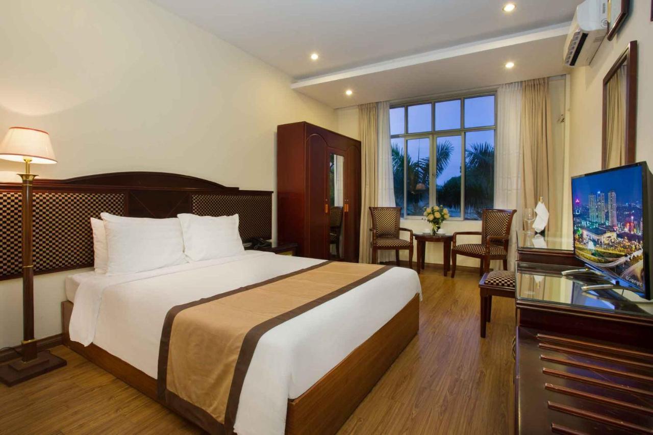 TQT 2 Hotel Hanoi Buitenkant foto