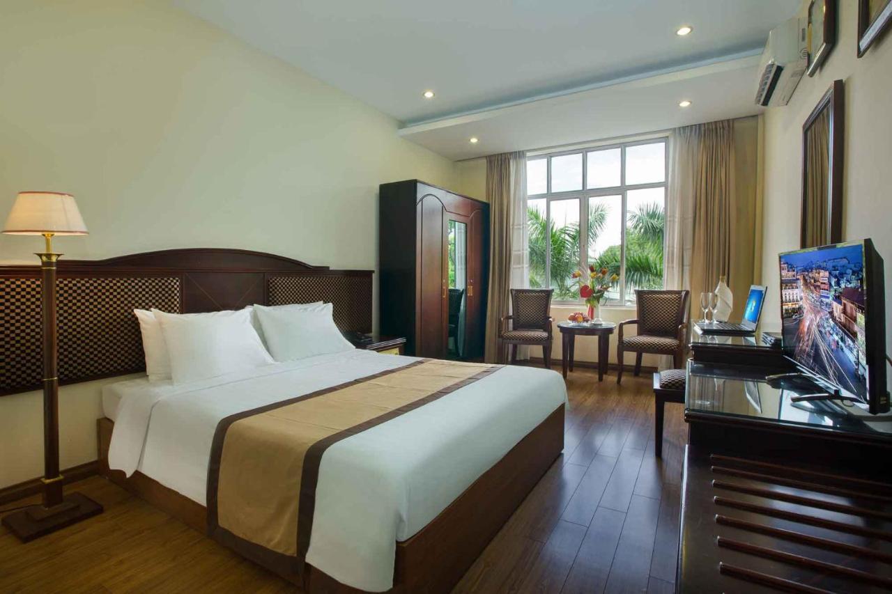TQT 2 Hotel Hanoi Buitenkant foto