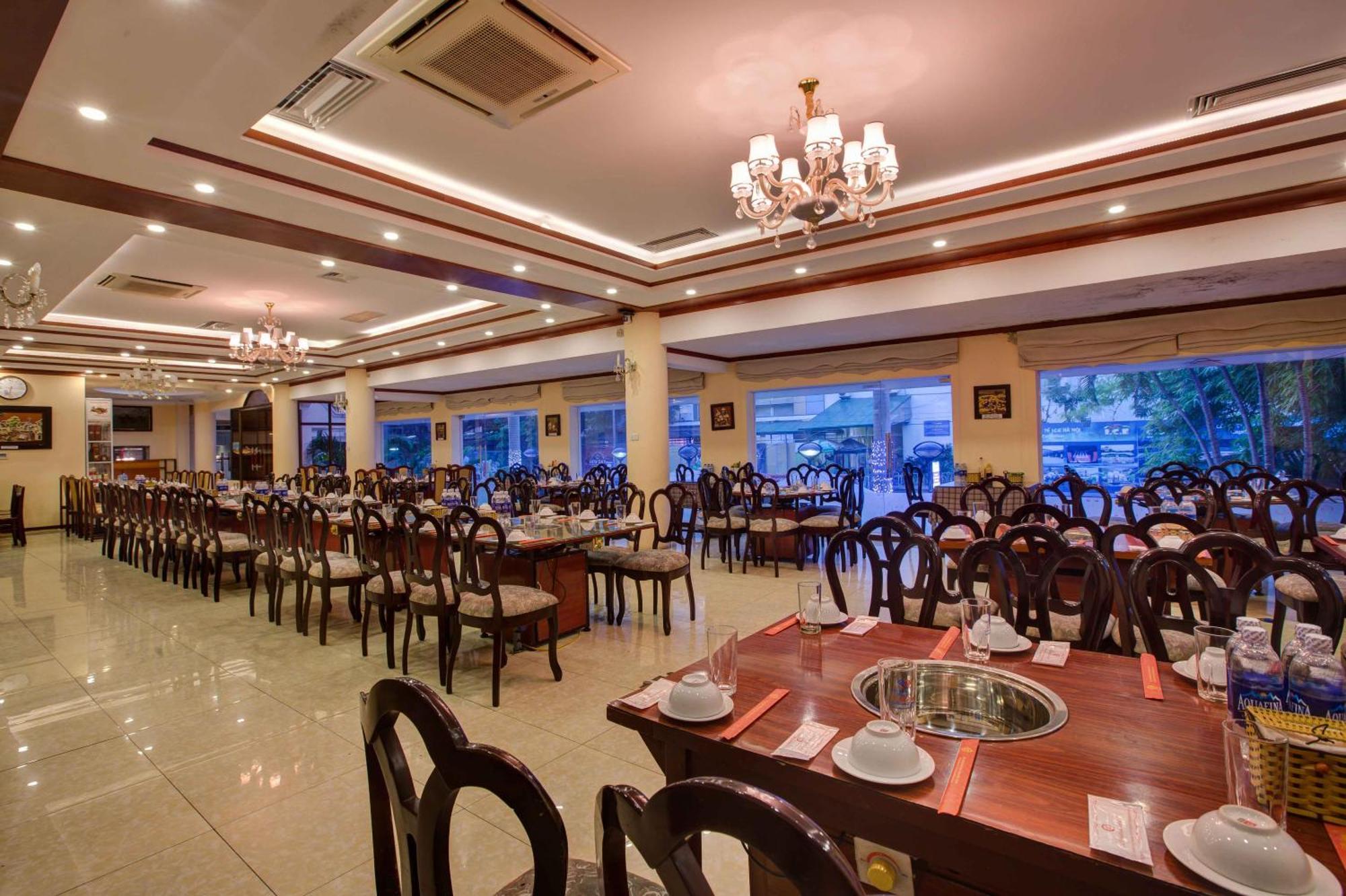 TQT 2 Hotel Hanoi Buitenkant foto