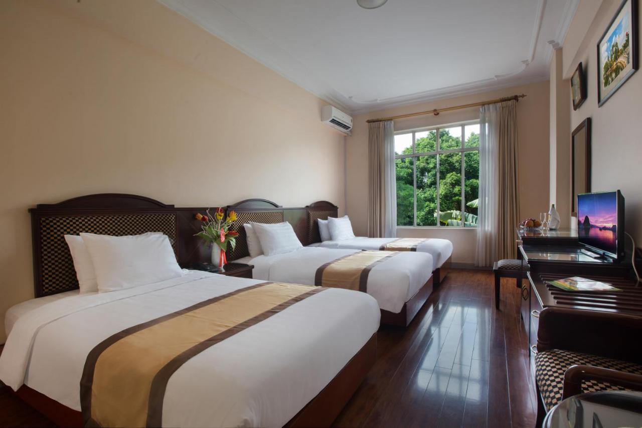TQT 2 Hotel Hanoi Buitenkant foto